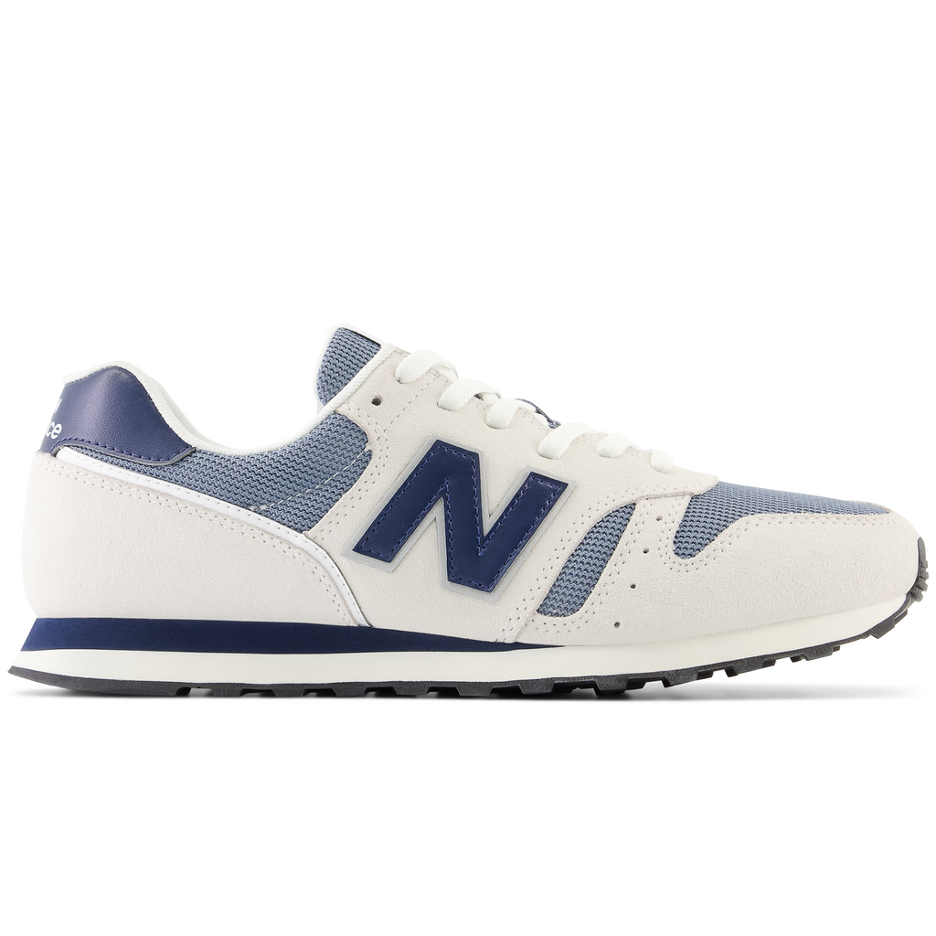 373 Trainers in Oyster and Blue Evolution